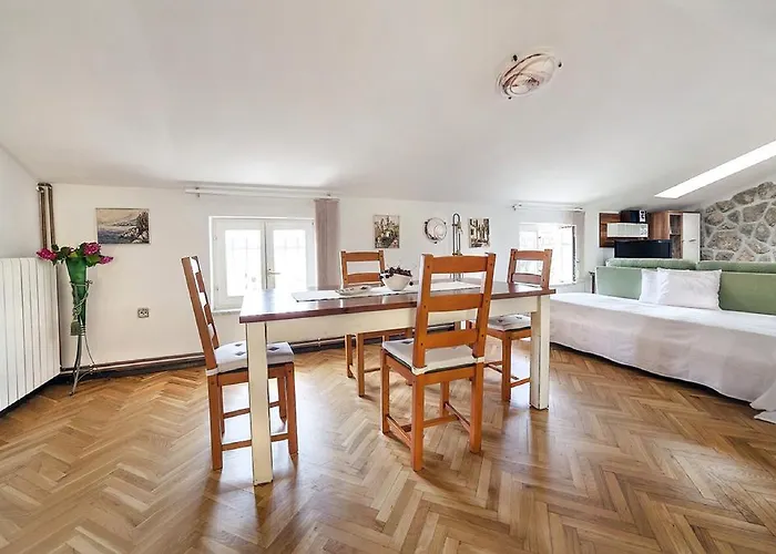Hortensia Apartmán *
