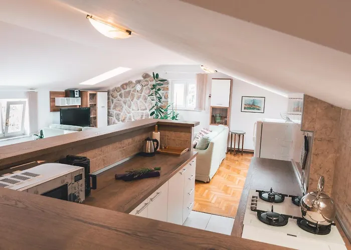 דירה Hortensia אופטיה